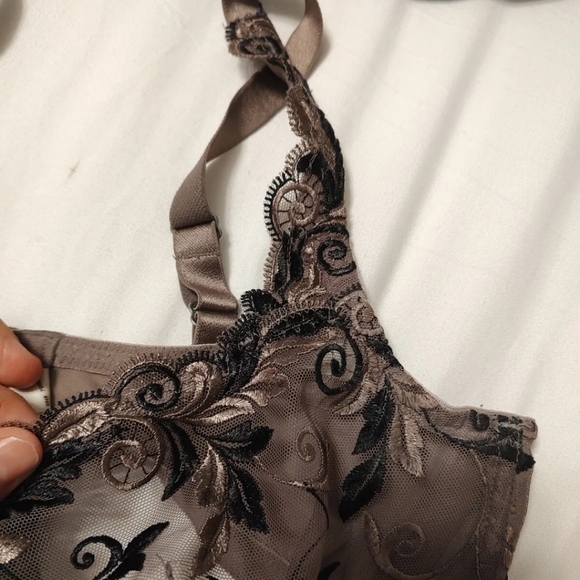 💙 EUC Bundle SOMA Brand Intimates Sensuous Lace Sheer Unlined Underwire, 36DD - Picture 10 of 12